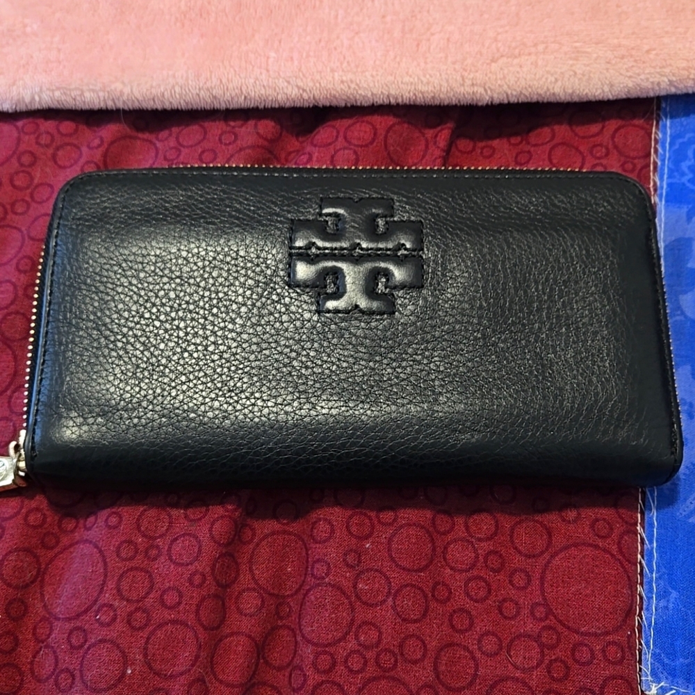 Tory Burch wallet